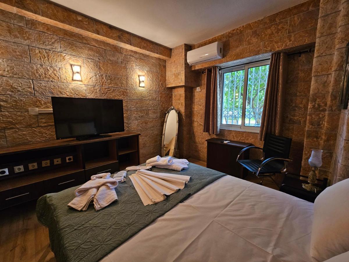 Markópoulon Honeywell Inn מראה חיצוני תמונה
